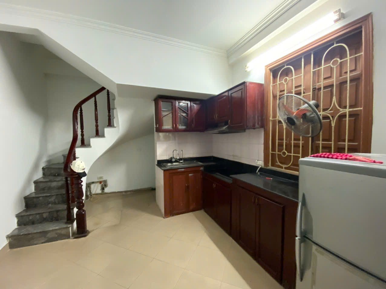 Cho thuê nhà Định Công Thượng 4 tầng x 25m2, 3 ngủ, 9 Triệu KD online ở hộ gia đình - Ảnh 1